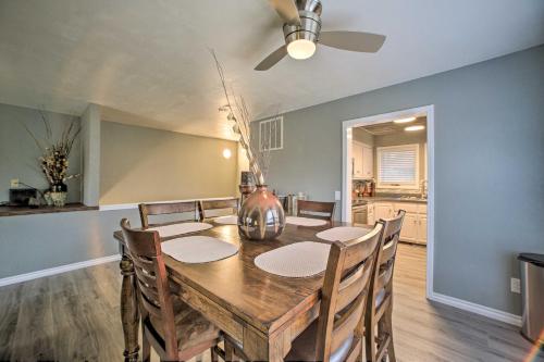 Lakefront & Trailside Escape w/ Private Dock +Deck, Bella Vista (photo 5)