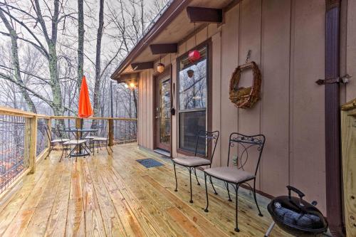 Beech Mountain Ski Escape with Deck and Mtn Views! - image 9