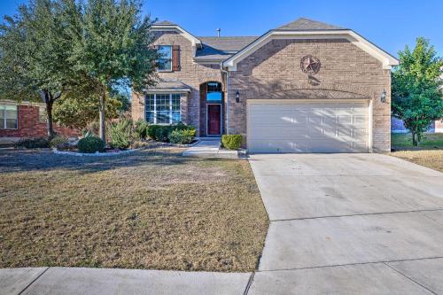 Spacious San Antonio Home - 5 Miles to SeaWorld!