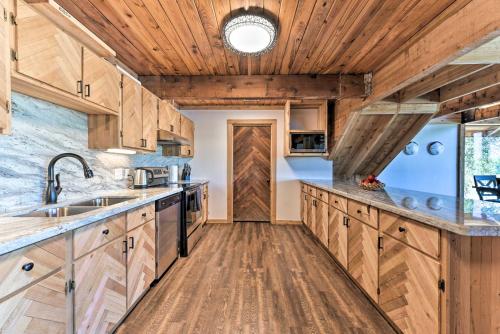 New Riverfront Cedar Cabin- Private Beach and Dock! - image 10