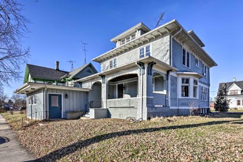 Pet-Friendly Sheboygan Home, 1 Mi to Lake Michigan in Sheboygan, USA