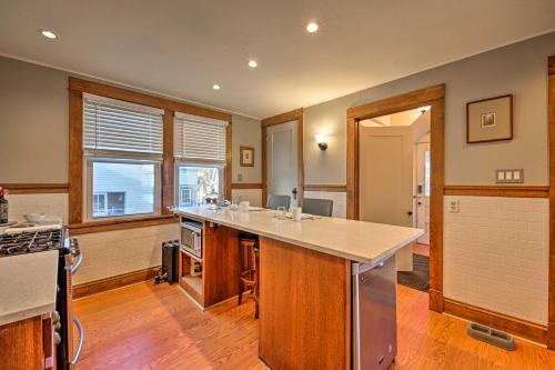 Pet-Friendly Sheboygan Home, 1 Mi to Lake Michigan in Sheboygan, USA
