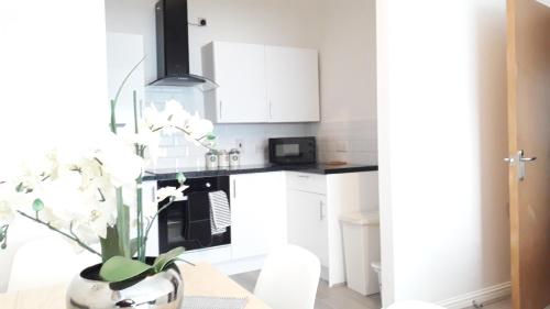 Lynn's Liverpool Apartment, Liverpool
