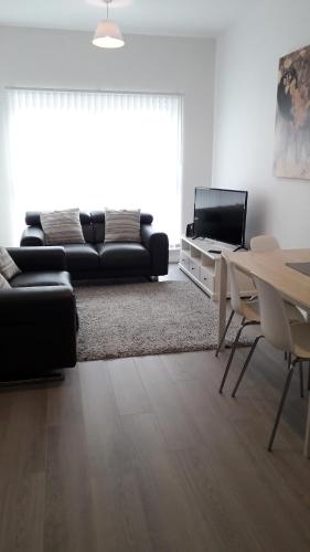 Lynn's Liverpool Apartment near Istanbul Barbecue & Bistro Woolton