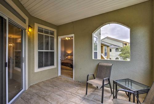 Modern Condo with Pool 4 Mi to Clearwater Beach! in Clearwater Városközpont