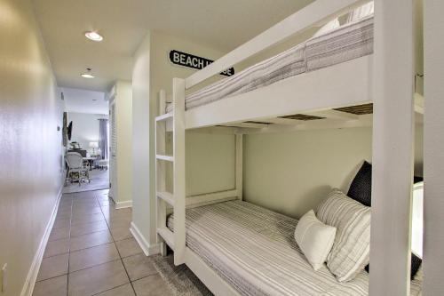 Beach and Oceanview Condo with Amenities and Beach Access - image 8