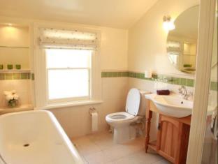 Lilac Rose Boutique Bed and Breakfast - Accommodation - Christchurch