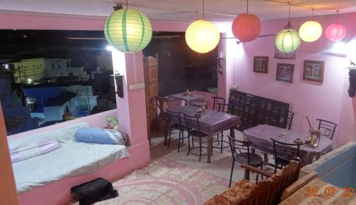 Amar Niwas Homestay Guesthouse