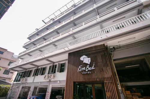 Entrance, Fine Bed Hotel in Nonthaburi