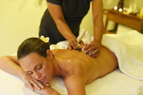 Radisson Blu Azuri Resort & Spa Radisson Blu Azuri Resort & Spa