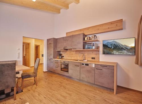 Kitchen, Apart Montagna in Gries