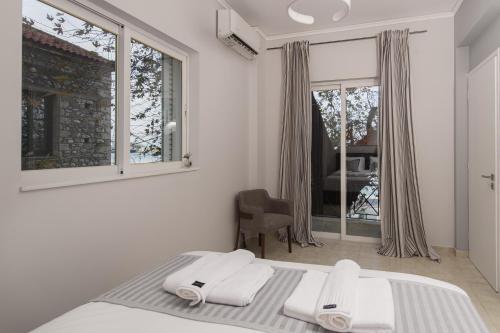 nelion 01 - a DREAM apartment with amazing view, Aigio (photo 10)
