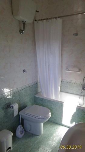 Bathroom, B&B villa Maria in Giovinazzo