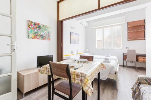 GuestHost - Milano Cozy Studio 5