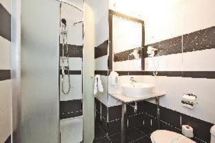 Medos Hotel - image 14