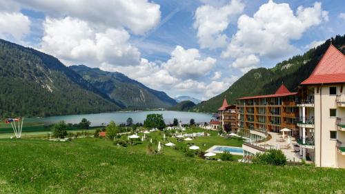  Romantik Resort & SPA Der Laterndl Hof, Haldensee bei Lechaschau