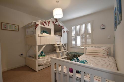 Strand House - image 11