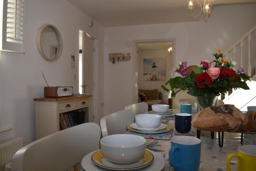 Strand House - image 8
