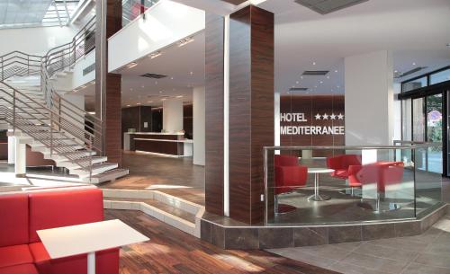 Hôtel Le Méditerranée - image 2