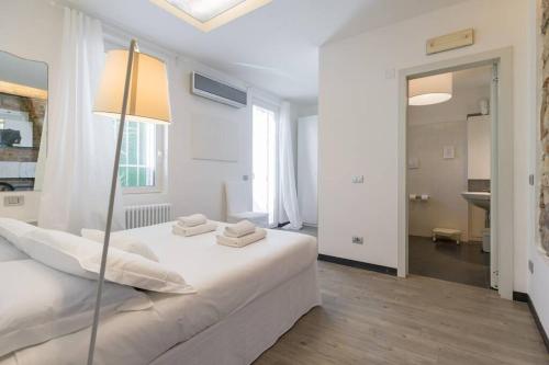 PUNTO LUCE HOME in center of Verona, Verona