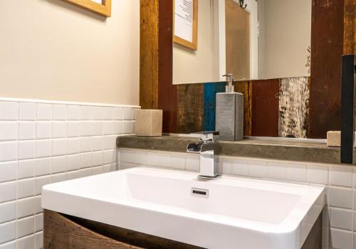 The Waverley Park Residence No 2 - image 14