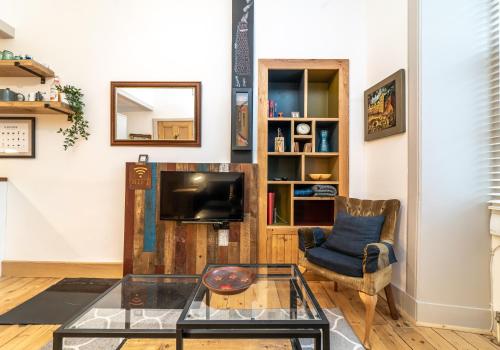 The Waverley Park Residence No 2 - image 7