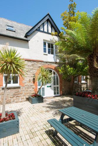 Exterior view, Tregenna Castle Resort in Saint Ives (Cornwall)