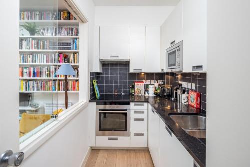 JOIVY Sunny 1-bed flat with terrace in Bayswater, near Paddington, Londýn (fotografie 6)