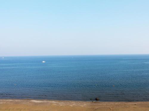 Sunrise Seaview Apartment