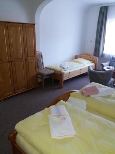 Comfort Triple Room with Bathroom