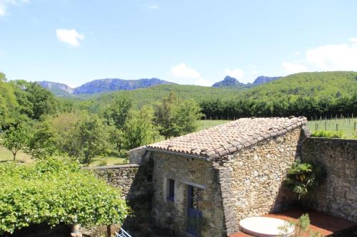 Le Mas Bellane chambre d'hôte Pont-de-Barret