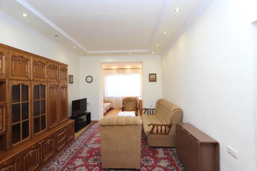 Top Apartments - Yerevan Centre - Tap to explore photos