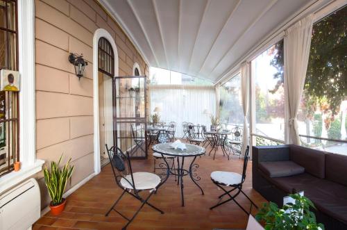 Villa Pirandello - image 14