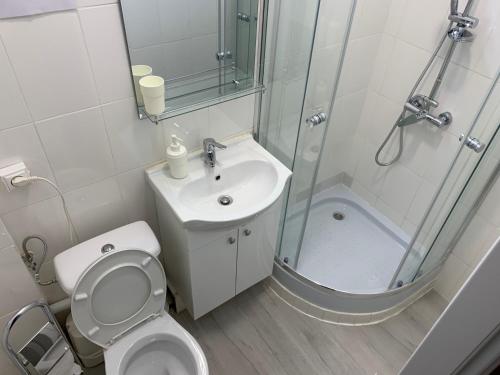 Bucarest B&B Room Type - Double Room with Private Bathroom