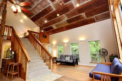 Cliffside Main House in Third Crossing, USA