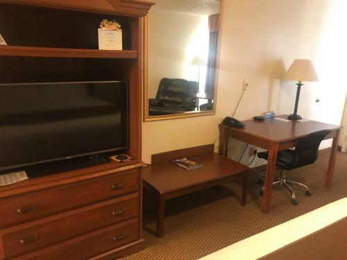 Days Inn by Wyndham Abilene – Abilene, TX