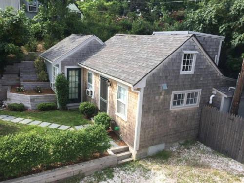 #120 - Stowaway Cottage - image 2