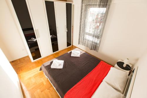Two-Bedroom Apartment image 5