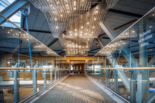 Fairmont Vancouver Airport In-Terminal Hotel - Richmond