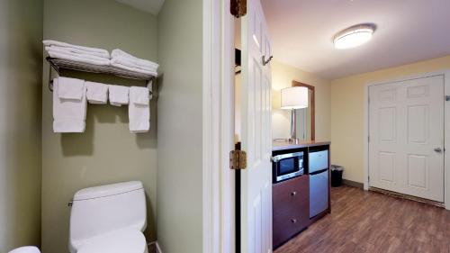 Standard Room 2 Full Bed (STD2FB)