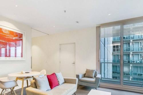 Luxury 2 bdrm in Watson at Walkerville with Balcony, FREE carpark, near Adelaide CBD