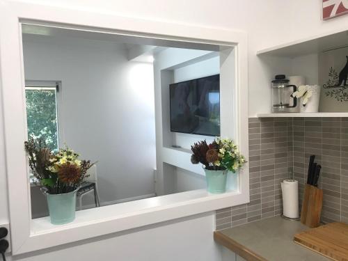M207 West Perth Studio Apartment near Kings Park - image 2