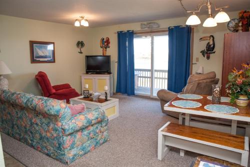 NC 12 56358-6 SW Condo - image 4