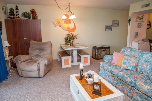 NC 12 56358-6 SW Condo - image 5