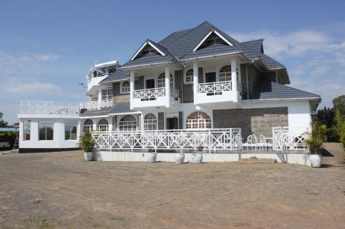 . Balmoral Beach Hotel Kisumu