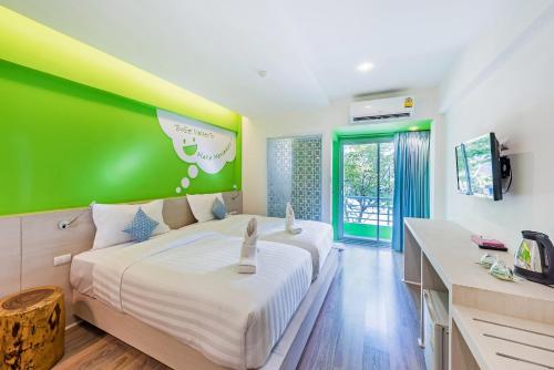 room detail thumbnail 0