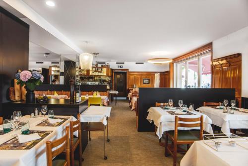 Étterem, Hôtel Victoria (Hotel Victoria) in Delemont