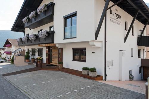 Burgus - Design Suites & Apartments