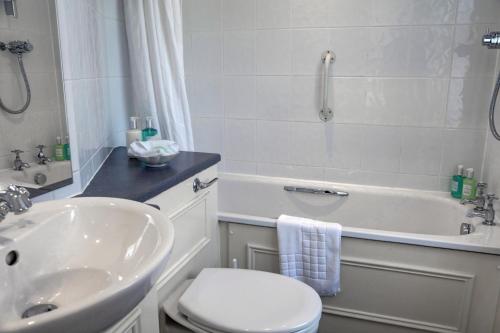 Best Western Forest and Vale Hotel - image 10