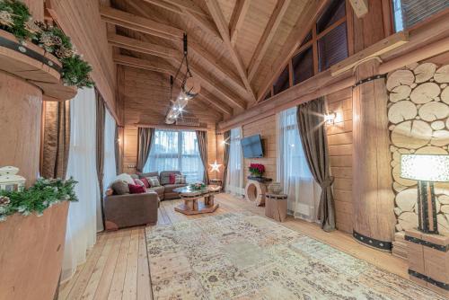 Big Family Chalet with Jacuzzi Rosa Khutor - image 3